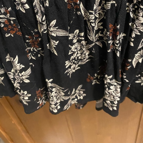 Ricki’s Long Black Floral Dress Large - Picture 4 of 4